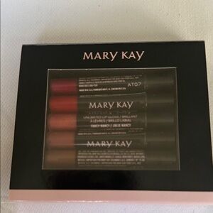 Mary Kay Lip Gloss Collection - Bold Red and Soft Pink